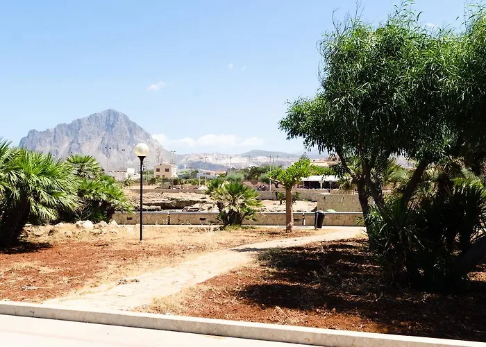 Tra I Due Monti Appartement *